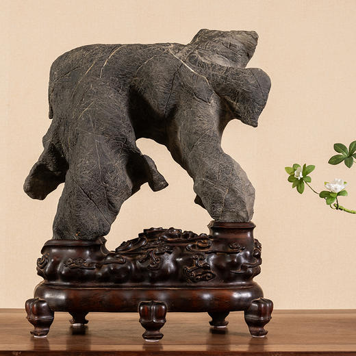 清 灵璧石象形文房赏石（红木座） 商品图4