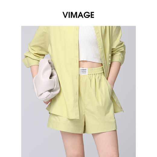 VIMAGE纬漫纪时尚休闲宽松通勤A字百搭宽松短裤2025春季新款V2305904 商品图3
