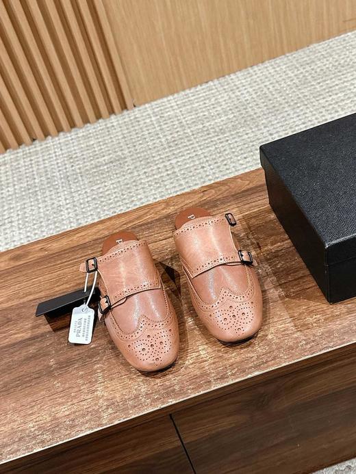 普拉达2025/SS走秀款复古流苏鞋布洛克雕花一脚蹬半拖（HC） 商品图3