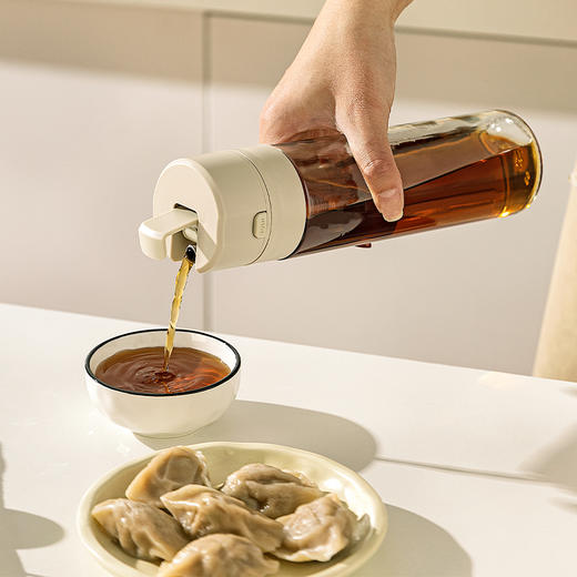 摩登主妇自动开合油壶家用食品级玻璃油罐厨房专用密封不挂油油瓶 商品图0