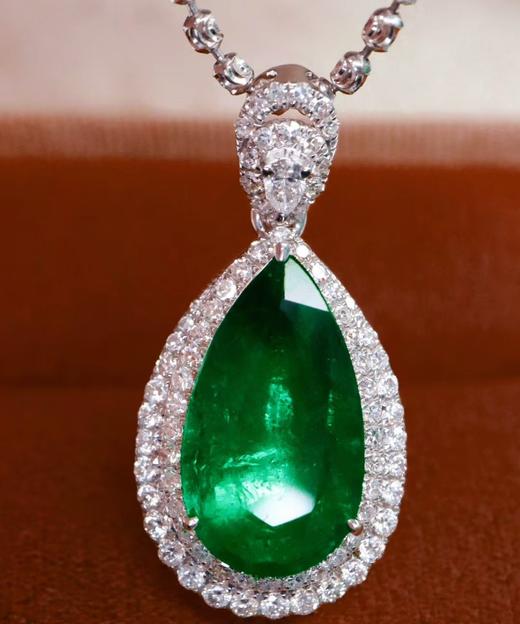3.25ct刻面祖母绿吊坠 商品图1