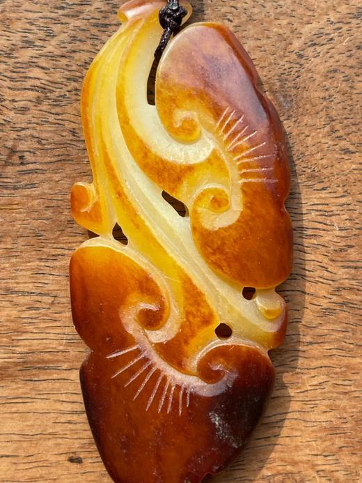 红皮沁白玉巧雕灵芝形吊坠，顺丰包邮 商品图12