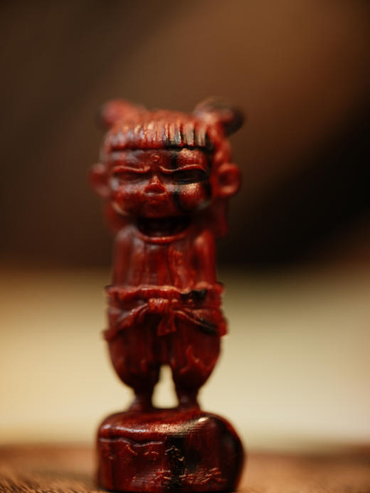 积分兑换 | 印度小叶紫檀哪吒 摆件 小号【器悟雅玩】 商品图2