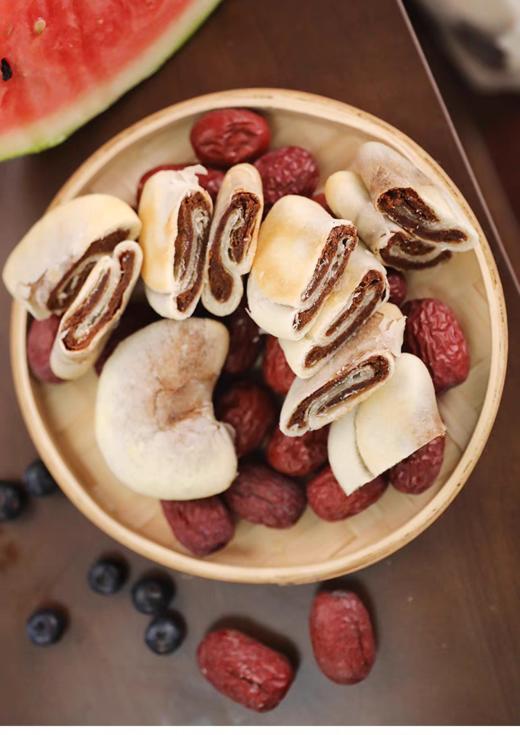  【甜原柿吉月牙枣泥酥】奶奶都夸好吃的手工老式糕点👏月牙枣泥酥🔥29.9💰到手3袋～ 一个饼吃掉8颗枣 ，枣香浓郁， 越嚼越香 商品图8