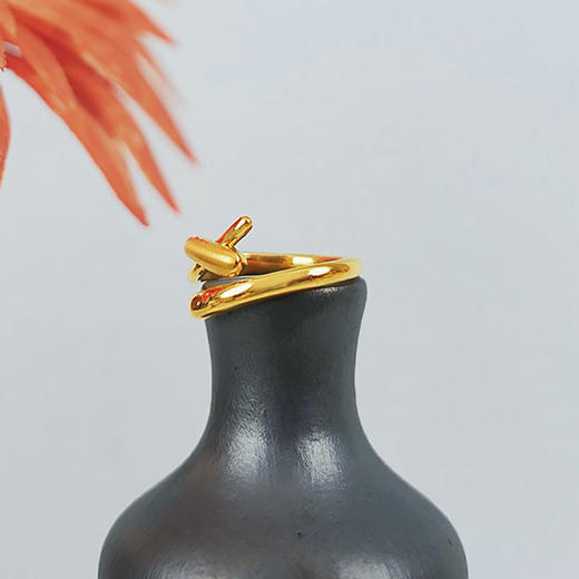 【现货】  足金999 5D工艺 戒指交叉缠绕设计款【金重约1.34g圈口17.2mm】  【一物一广州省检标签】 商品图3