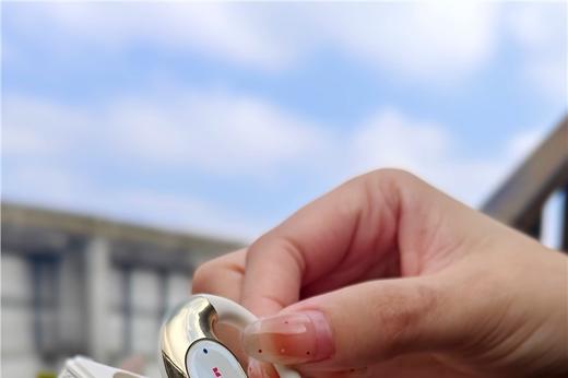 某猫某东699元，首发破价！【魔声折叠收纳挂耳式蓝牙耳机AC530】双折叠怎么折都有面~新升级14.2mm复合生物羊毛纤维振膜喇叭，声音更加清晰和丰富‌；耳挂设计，⁬舒适不勒耳，‎能适应不同耳形 商品图1