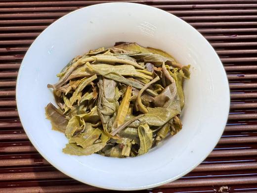 2024春 暗香盈袖 中老交界 刮风寨地块 易武普洱生茶 357克 森林茶 商品图4