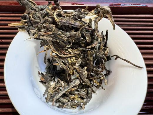 2024春 暗香盈袖 中老交界 刮风寨地块 易武普洱生茶 357克 森林茶 商品图3