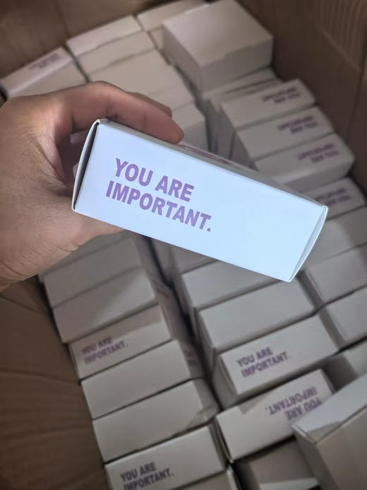 原单正品lululemon女士发圈，一盒四色！lulu连发圈都做的这么好看！提升生活品质的小物件，这款必入！既实用又好看！低调有品。戴上这个发圈心情也会变好 商品图14