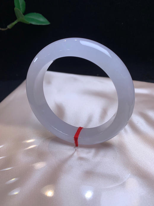 612454，54冰紫手镯 ，满圈带淡淡的紫底，条形也不错，干净清新 商品图2