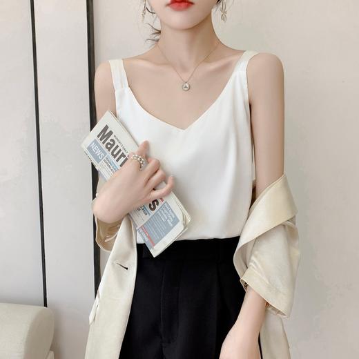 春夏季【修身宽带v领短款背心】新款丝绸缎面气质内搭上衣吊带背心 商品图0