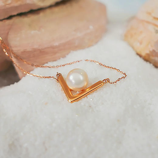 【现货】18K金珍珠项链V形设计款锁骨链【尺寸7.5mm】  【一物一证书】 商品图2