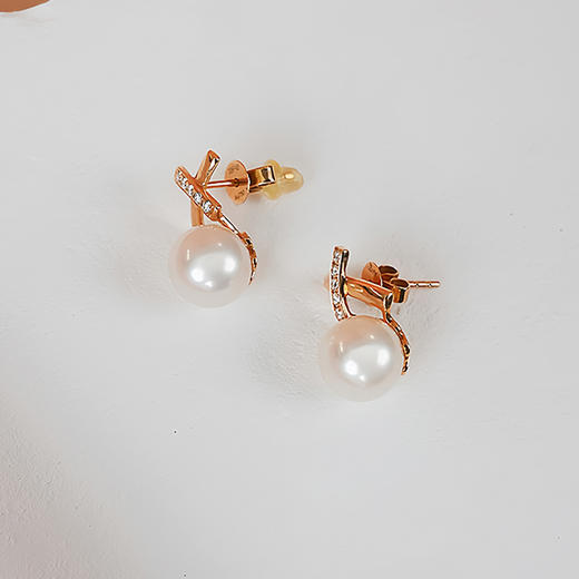 【现货】18K金珍珠耳钉法式复古镶钻交织小众设计款【尺寸8.1mm】  【一物一证书】 商品图1