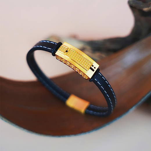 【现货】  足金999 5D工艺 宽面黄金手链男女同款配黑色皮绳【金重约2.6g】  【一物一广州省检标签】 商品图2