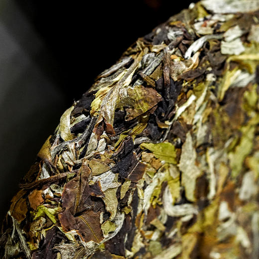 秋冬必备【福鼎白茶】【春水花香】2018年春寿眉大毫茶 ，七年标准化干仓储存；白茶不炒制，柔和更健康，源自正宗福鼎白茶喝的放心！300克/饼 8饼/提 商品图7