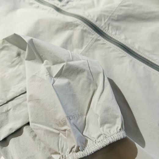 【云粉节】7楼安德玛UA春夏Launch女子轻质跑步运动夹克外套皮肤衣1381881 吊牌价849元 商品图6