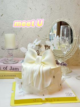 白色素雅蝴蝶结301