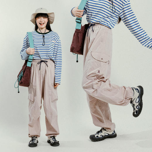 【出游季特惠】ACMEITEM爱棵米 春季户外亲子休闲长裤大口袋宽松可束脚裤子男女GAG3020921A/GAG3020992A 商品图1