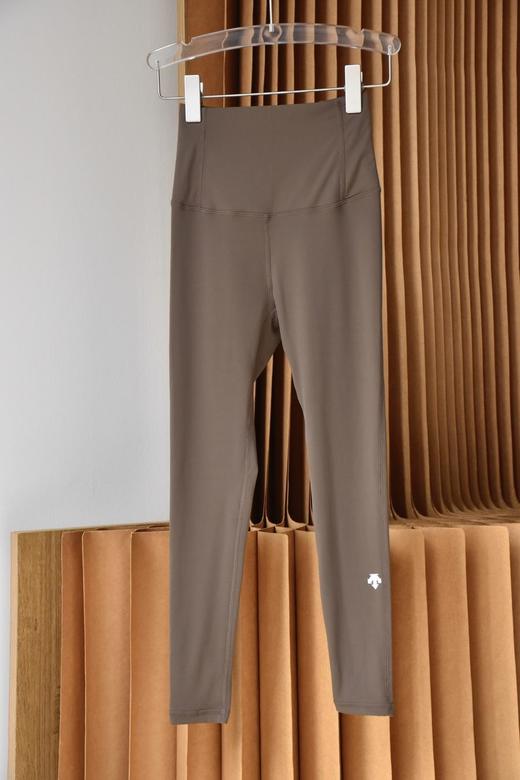 迪桑特女士早春新款鲨鱼裤年年卖年年火，穿搭出色小能手（SS） 商品图3