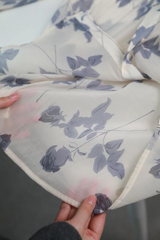 LPIUTY品牌直发⚠️水墨玫瑰天丝衬衫 A0262013 商品图12