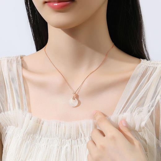 【新中式❗福马平安扣】马转乾坤，盘住好福气，质感细腻顺滑有光泽，S925纯银新中式百搭高级感白玉髓项链QQ 商品图2