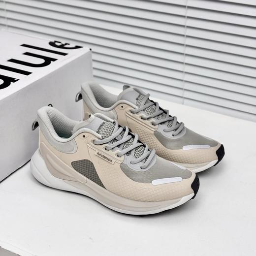 露露lulu家越野慢跑鞋这个牌子我相信大家都不陌生（EJ） 商品图3