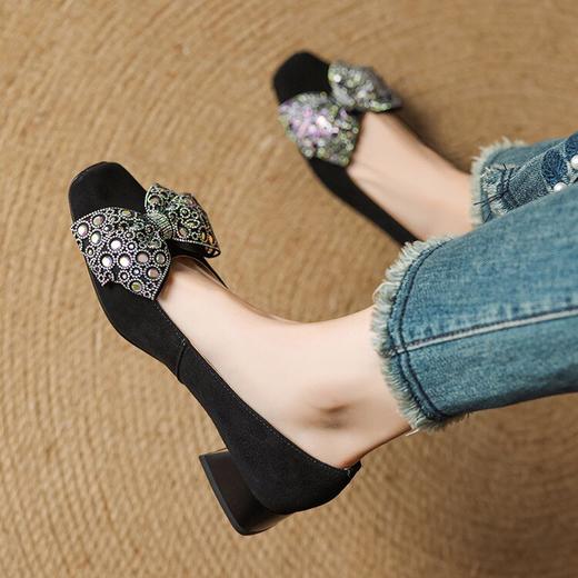 【预售5天】法式复古羊翻绒蝴蝶结方头单鞋春秋季新款中跟女鞋QCNX&75-2 商品图2