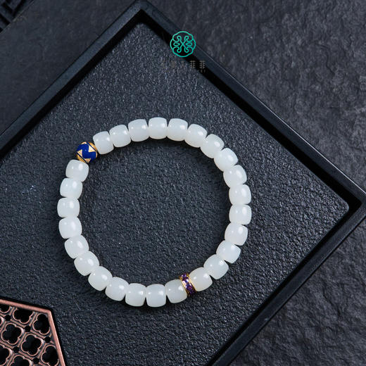 玉美人菲菲^ S925和田玉直切手串约8*7mm 商品图0