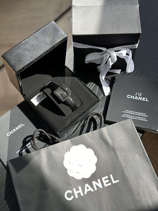 CHANEL香奈儿系列 腕表 石英机芯 鳄鱼皮表带 黑色表盘 女表 商品图4