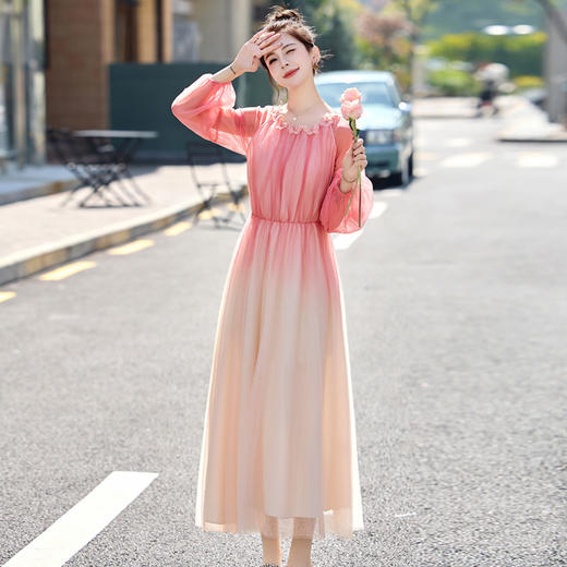 2025年春夏新款法式气质显瘦海边度假收腰长袖仙女裙HR-CZJ8775 商品图0