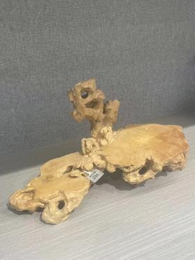 黄杨木石头底座16*37cm