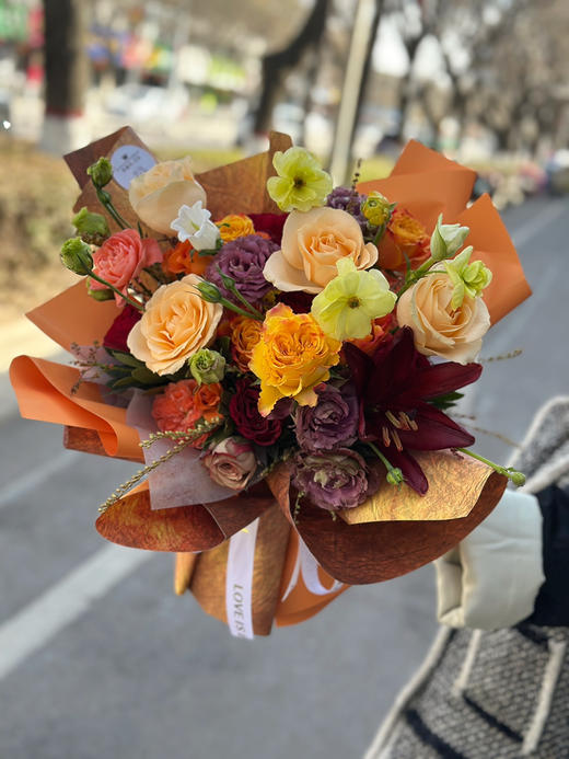 新品打样 插花泥花束
​ 商品图0