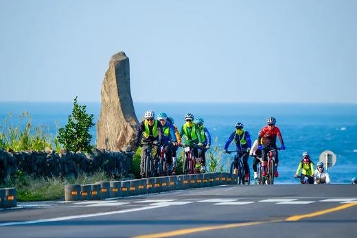 2025济州岛骑行，在单车上听火山岛的风与海之歌 商品图0