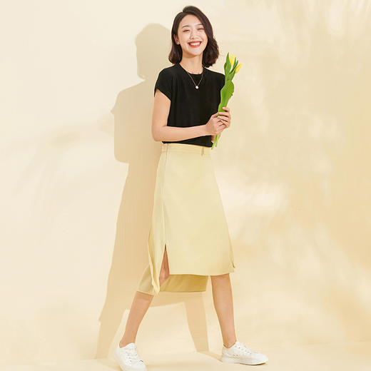 21826  INANDON 设计感不规则下摆半裙 商品图4