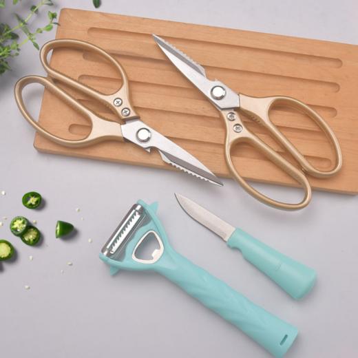 👏这把鸡骨剪太牛了 🌈家人们，做饭的时候最烦处理肉类骨头，又硬又难切， 稍不注意还容易伤到手，🔥每次都搞得我焦头烂额，直到我发现了JP.sk5鸡骨剪！ 商品图2