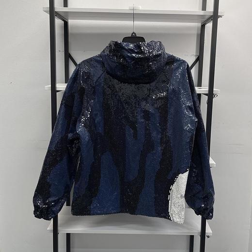 BUR*E**Y/巴*莉 意大利产 男士亮片拉链连帽长袖外套 商品图1