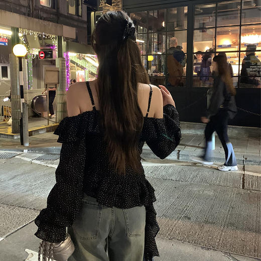 西遇法式波点衬衫女春夏新款凉感长袖荷叶边吊带一字肩上衣SS150308 商品图4