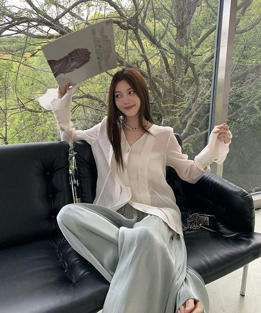 姹弥·Charming褶皱流光裙裤 | 轻薄如纱 、滑如绸缎、 垂坠灵动、 飘逸有型，微微泛着珠光，走起路来自带仙气！ 商品图5