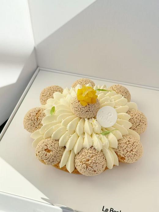 凤梨椰子圣多诺黑·西点（图片为礼盒装） 商品图1