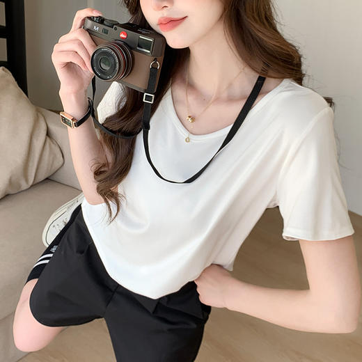 买1送1 宽松慵懒纯色大v领感短袖t恤夏季女休闲简约百搭显瘦潮 商品图1