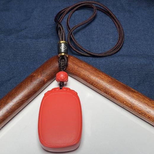 新款红砂大气平安无事牌毛衣链吊坠 饰品美物 商品图4