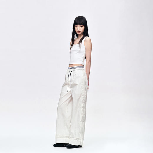 HERLIAN 2025年春季新品四瓣花logo短背心 商品图2