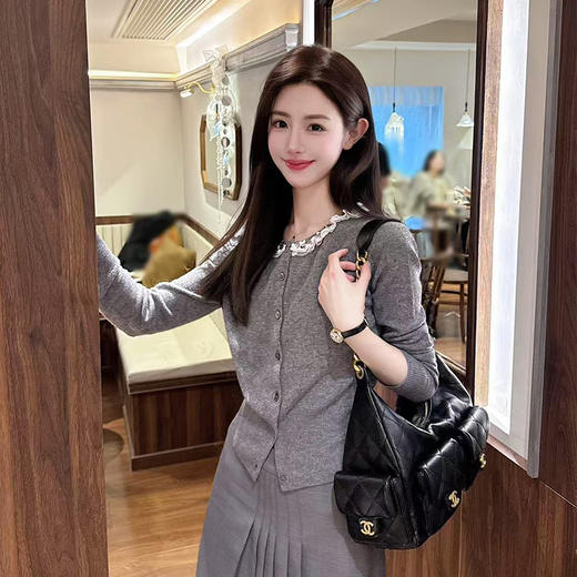 HERLIAN 2025年春季手工立体花女士蕾丝拼接针织开衫 商品图1