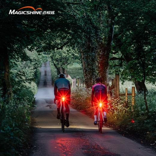 迈极炫自行车雷达感应尾灯智能互联夜间骑行警示灯SEEMEE R300 商品图5