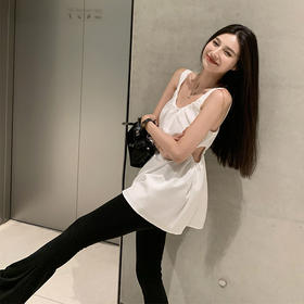 西遇方领衬衣女春夏新款白色纯欲露肩镂空收腰设计无袖上衣SS150311