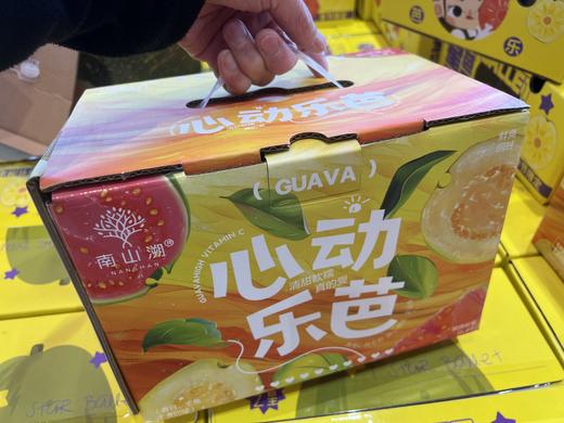 周二取货：【心动奶油芭乐】一箱毛重3斤左右，香甜，软糯，丝滑。 商品图3