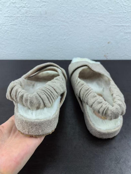 正品 COLE HAAN/歌涵 女鞋 毛妮材质 产地越南 上脚舒适 码数  5码一双 5.5码一双 6码五双
无原盒 商品图7