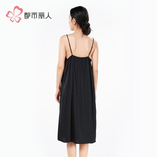 都市丽人超值精选女士丝质吊带裙薄冰雪丝无袖类LHH6A9 商品图3