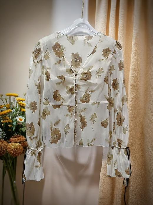 520活动促（NO退） 原创设计师品牌- CHUMO初沫8012法式洋气超仙甜美碎花雪纺衫长袖防晒衫-喜出 商品图5