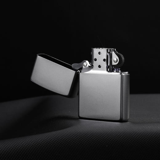 N041689102050 Zippo 【情人节限定】之宝打火机正版原装经典缎纱205煤油打火机男友 商品图2